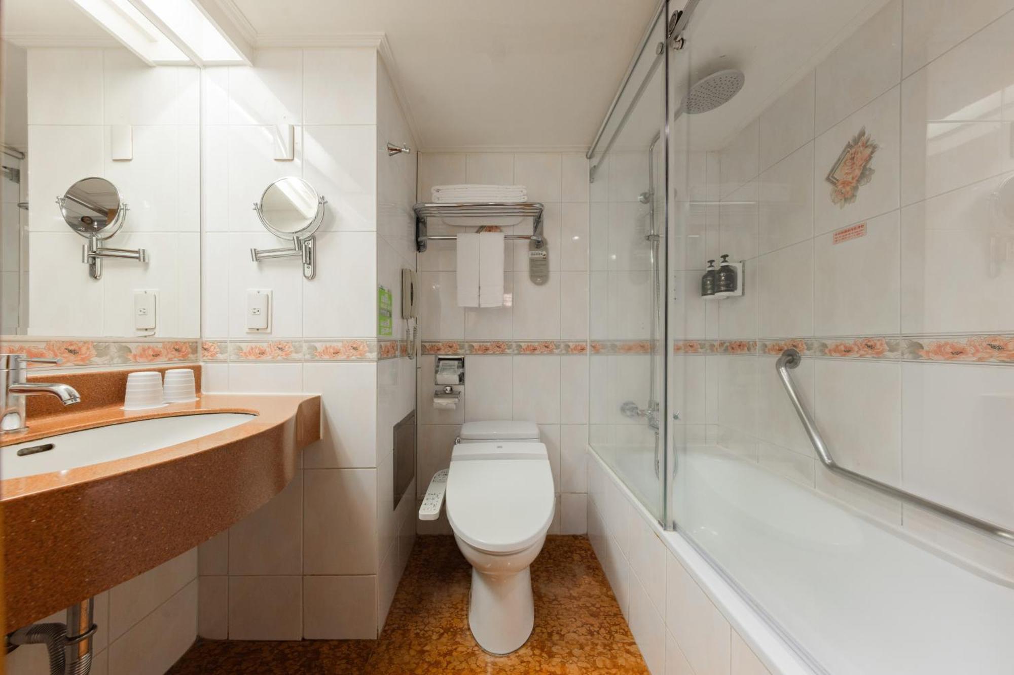 Khách sạn Cosmos 5*